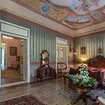 B&B Roccamelia Historic Houses 마자라데발로