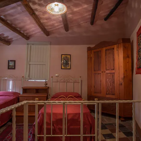 Roccamelia Historic Houses 3* 마자라데발로