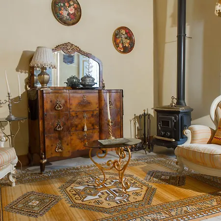 B&B Roccamelia Historic Houses